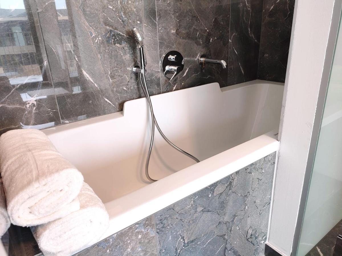 Panorama Apartment Vienna - Free Parking, Sauna & Fitness 外观 照片